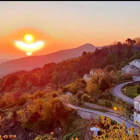 Maison De Village بيت للعطل *